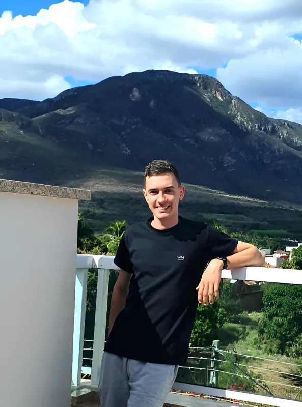 Portrait of Gabriel Santos